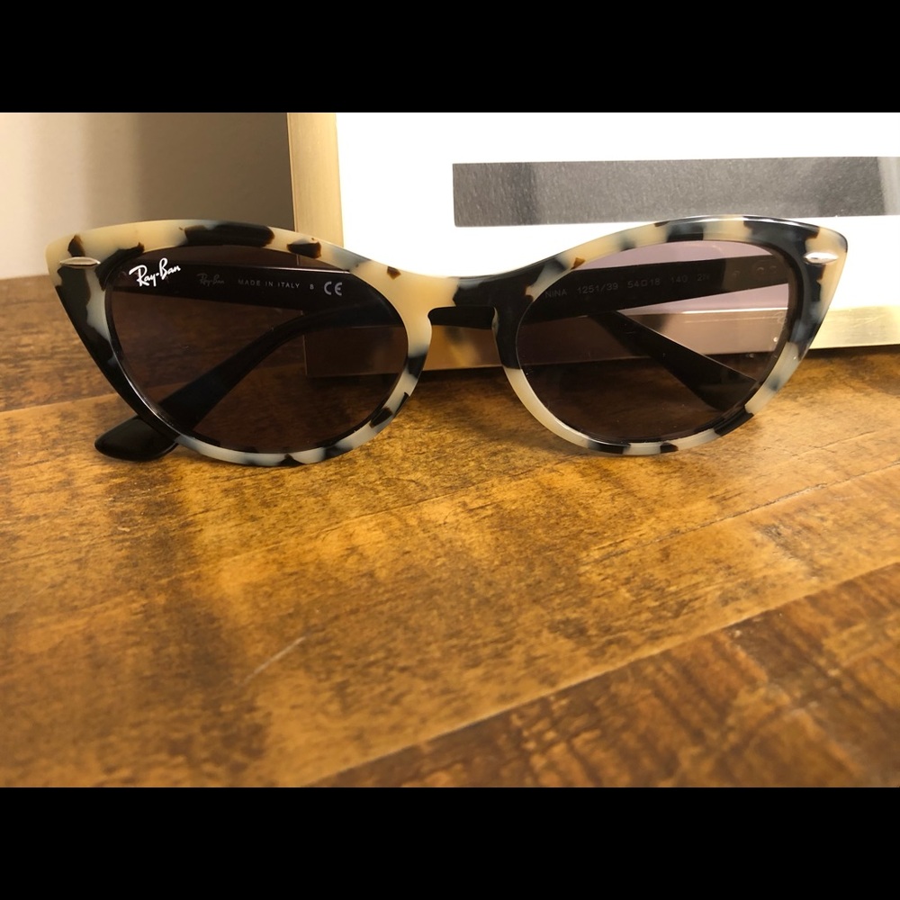 Ray-Ban Nina